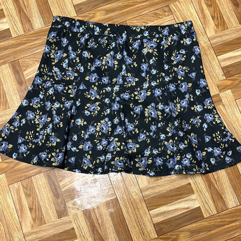 Zara Trafaluc Godet Mini Skirt
